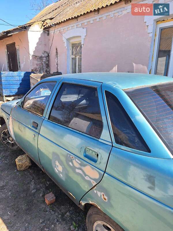 Седан ВАЗ / Lada 2110 2001 в 