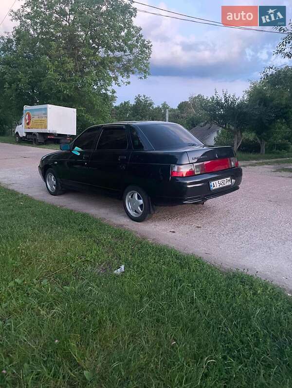 Седан ВАЗ / Lada 2110 2006 в Згуровке