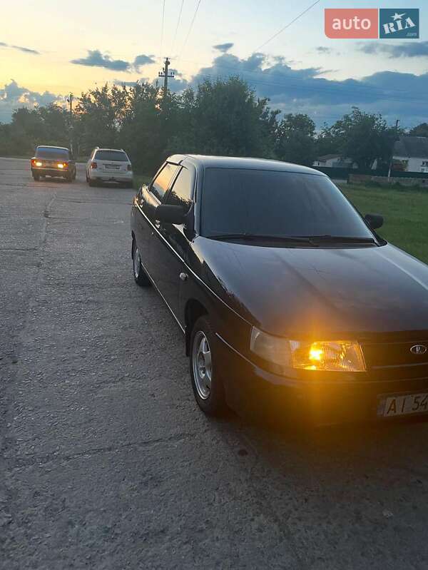 Седан ВАЗ / Lada 2110 2006 в Згуровке