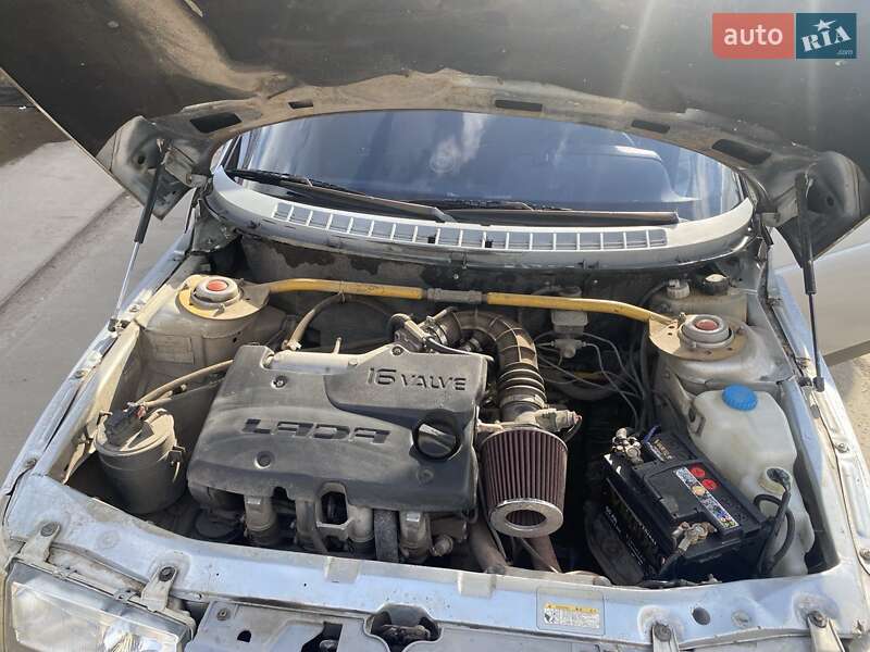 Седан ВАЗ / Lada 2110 2002 в Новомосковске