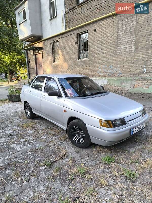 Седан ВАЗ / Lada 2110 2001 в Запорожье