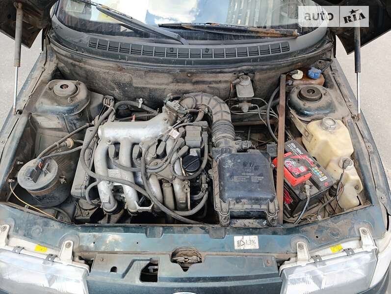 Седан ВАЗ / Lada 2110 2002 в Харькове