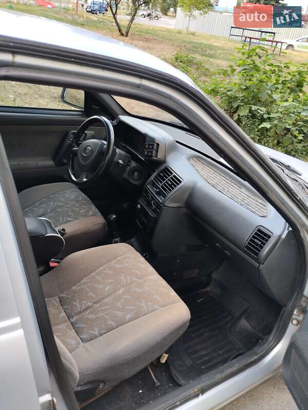 Седан ВАЗ / Lada 2110 2002 в Харькове