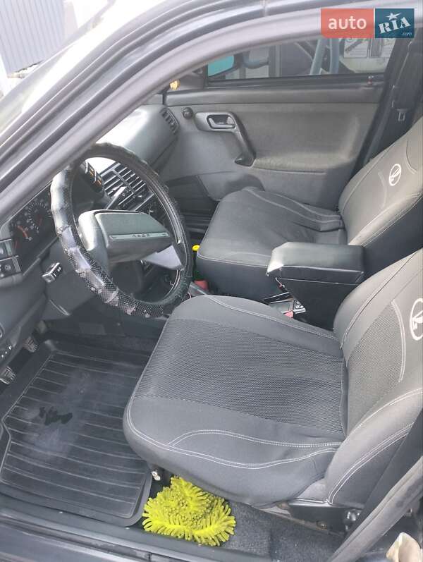 Седан ВАЗ / Lada 2110 2005 в Днепре