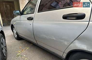 Седан ВАЗ 2110 2003 в 
