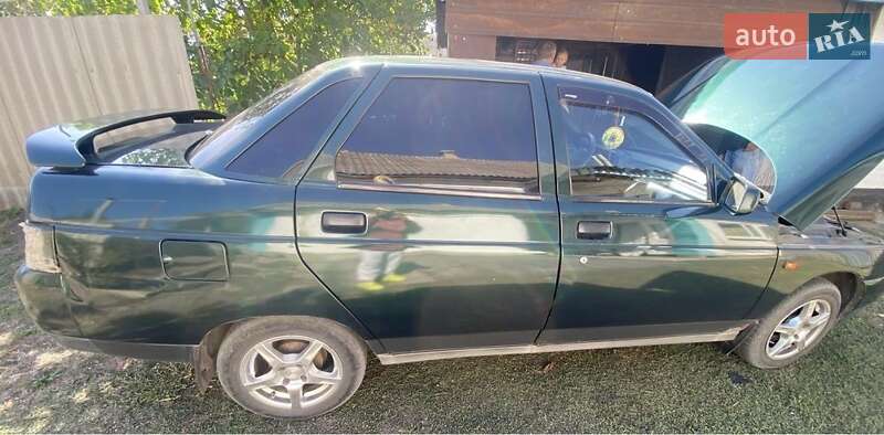 Седан ВАЗ / Lada 2110 2002 в Синельниково