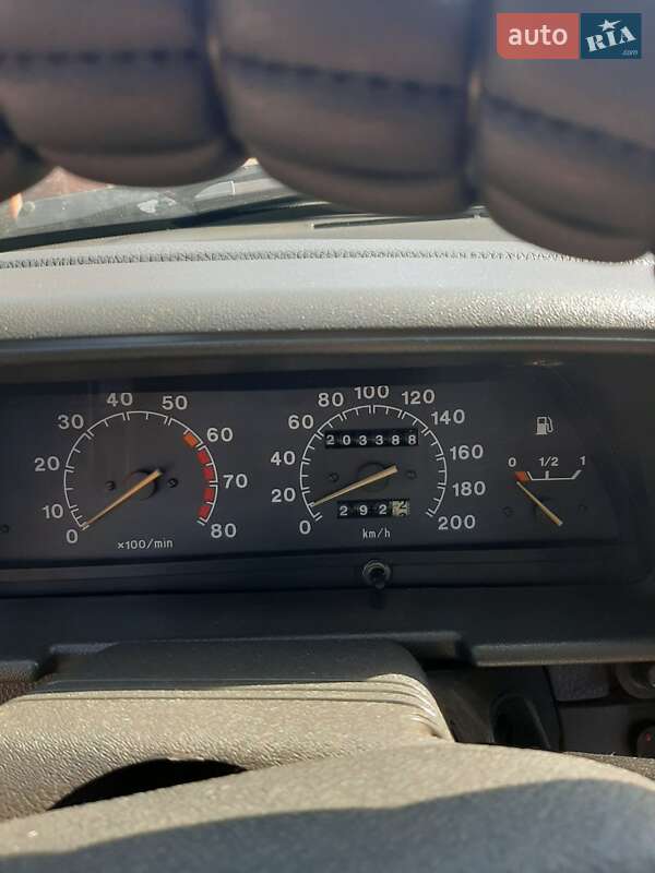 Седан ВАЗ / Lada 2110 2000 в Кривом Роге