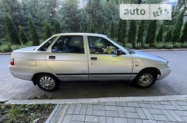 Седан ВАЗ / Lada 2110 2004 в Киеве