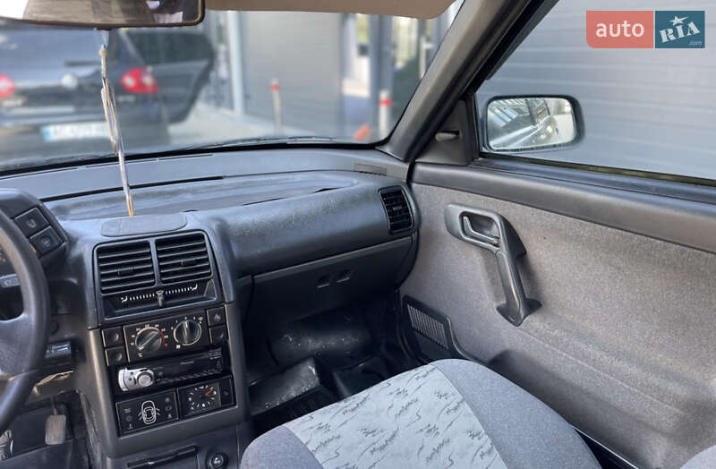 Седан ВАЗ / Lada 2110 2006 в Ровно фото 4 Седан ВАЗ / Lada 2110 2006 в Ровно