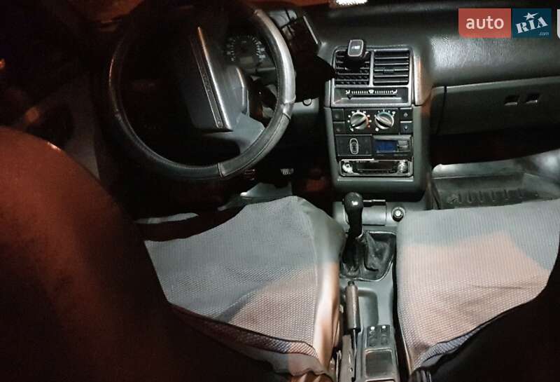 Седан ВАЗ / Lada 2110 2004 в Одессе