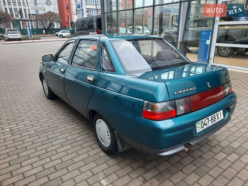 Седан ВАЗ / Lada 2110 2001 в Хмельницькому