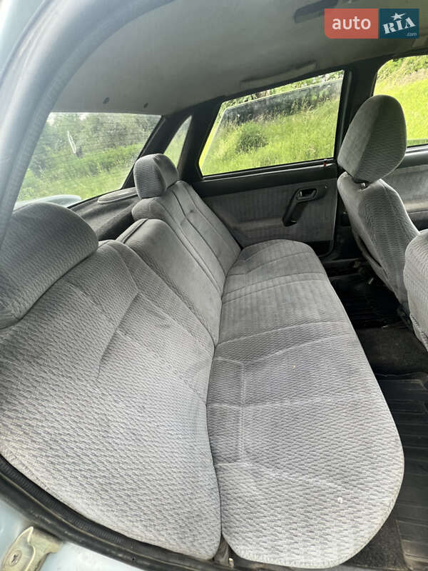 Седан ВАЗ / Lada 2110 2002 в Добромиле