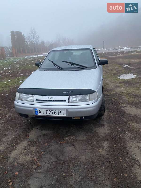 Седан ВАЗ 2110 2002 в 