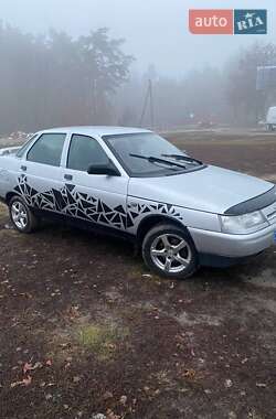 Седан ВАЗ 2110 2002 в 
