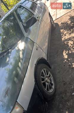 Седан ВАЗ / Lada 2110 2002 в 