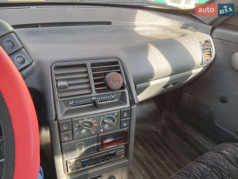 Седан ВАЗ / Lada 2110 1999 в Одессе