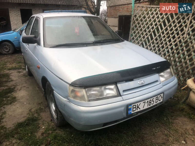 Седан ВАЗ / Lada 2110 2004 в Володимирі