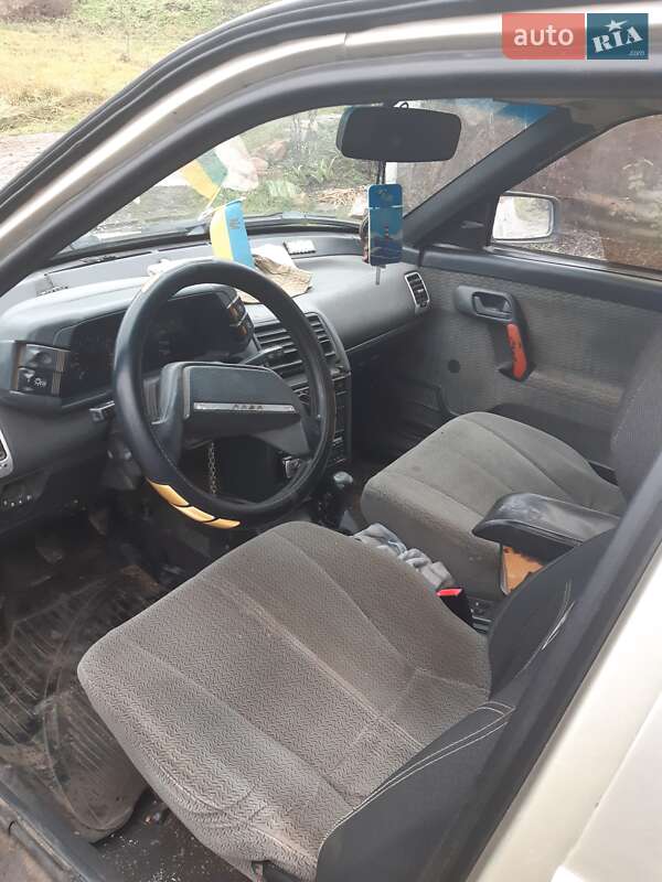 Седан ВАЗ / Lada 2110 2001 в Ананьеве