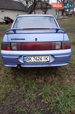 Седан ВАЗ 2110 2001 в 