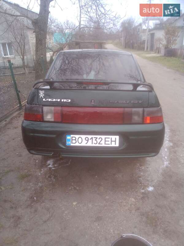 Седан ВАЗ / Lada 2110 2002 в Почаеве