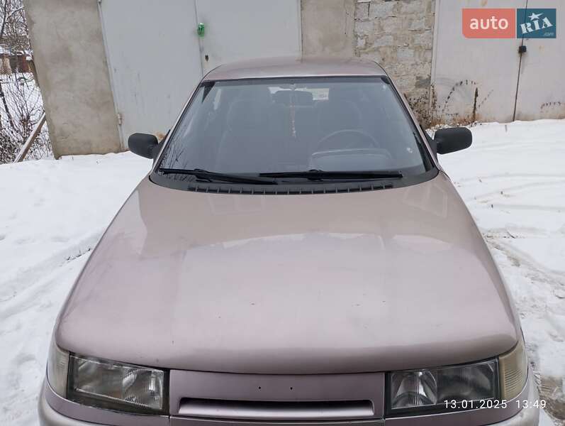 Седан ВАЗ / Lada 2110 2001 в Самборе