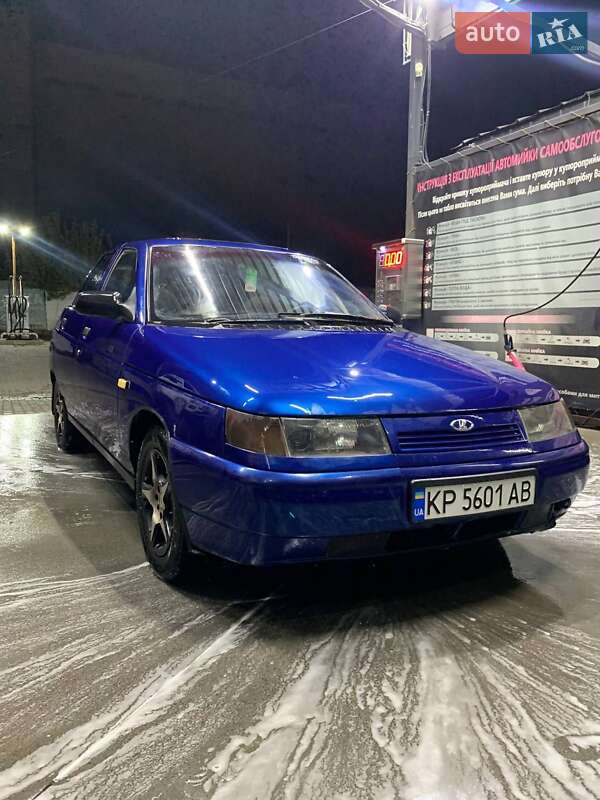 Седан ВАЗ / Lada 2110 2001 в Томаківці