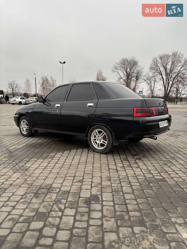 Седан ВАЗ / Lada 2110 2004 в Новомосковську