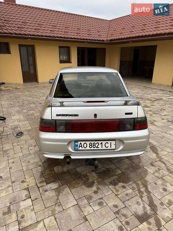 Седан ВАЗ / Lada 2110 2004 в Верхнем Водяном
