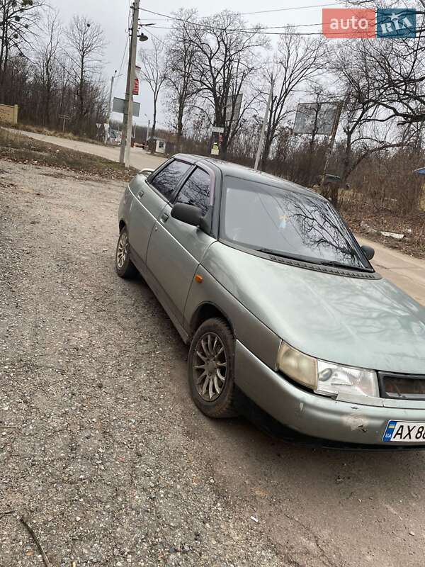 Седан ВАЗ / Lada 2110 2001 в Харькове