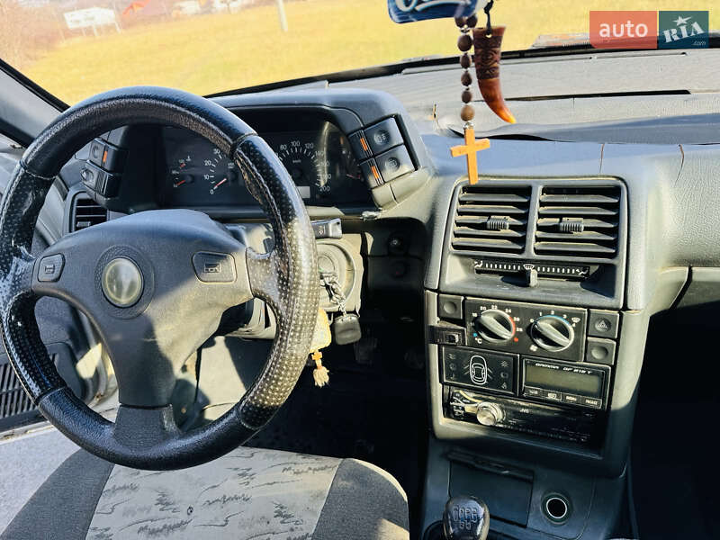 Седан ВАЗ / Lada 2110 2005 в Мукачево