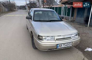 Седан ВАЗ 2110 2004 в 