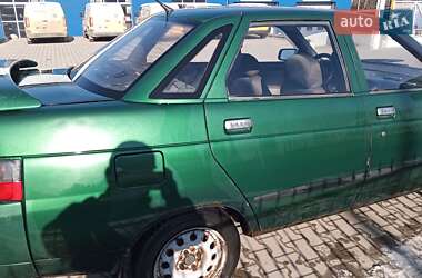 Седан ВАЗ 2110 2001 в 