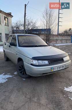 Седан ВАЗ / Lada 2110 2000 в Полтаве