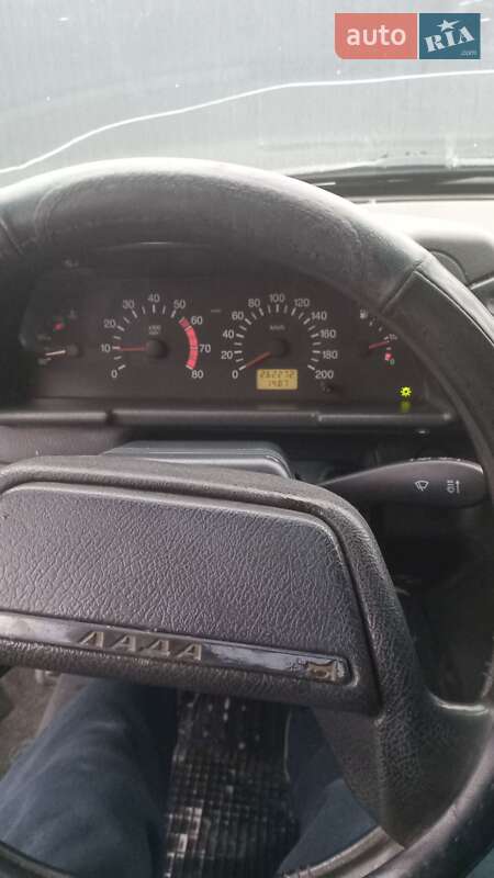Седан ВАЗ / Lada 2110 2001 в Черновцах фото 3 Седан ВАЗ / Lada 2110 2001 в Черновцах