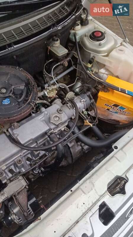 Седан ВАЗ / Lada 2110 2001 в Черновцах фото 8 Седан ВАЗ / Lada 2110 2001 в Черновцах