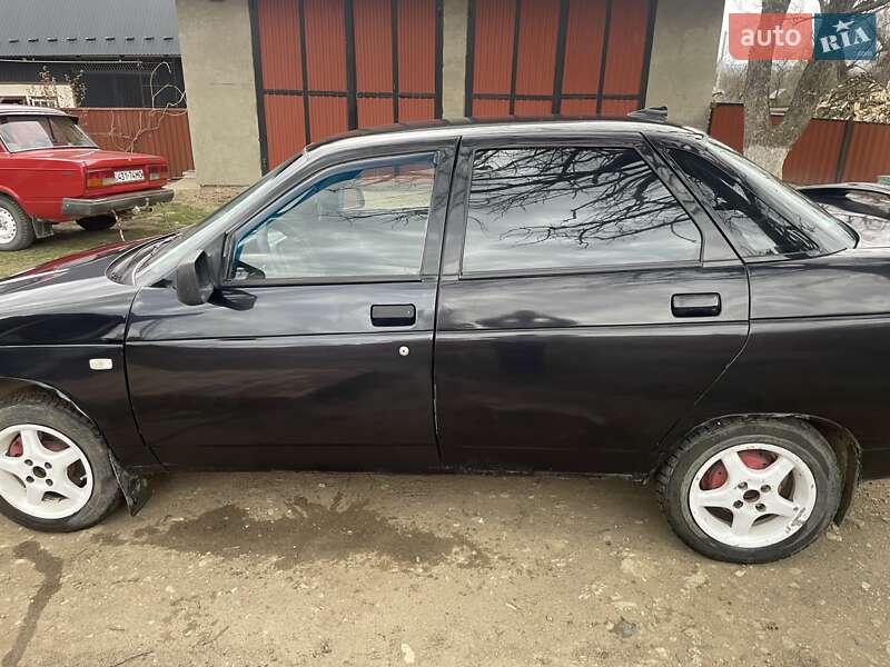 Седан ВАЗ / Lada 2110 2005 в Черновцах