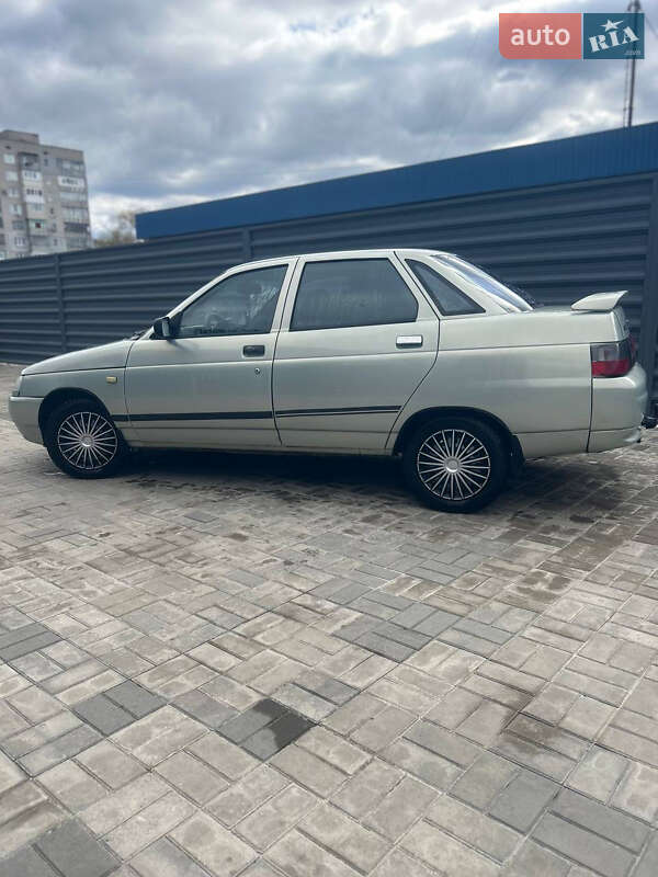 Седан ВАЗ / Lada 2110 2002 в Вольногорске