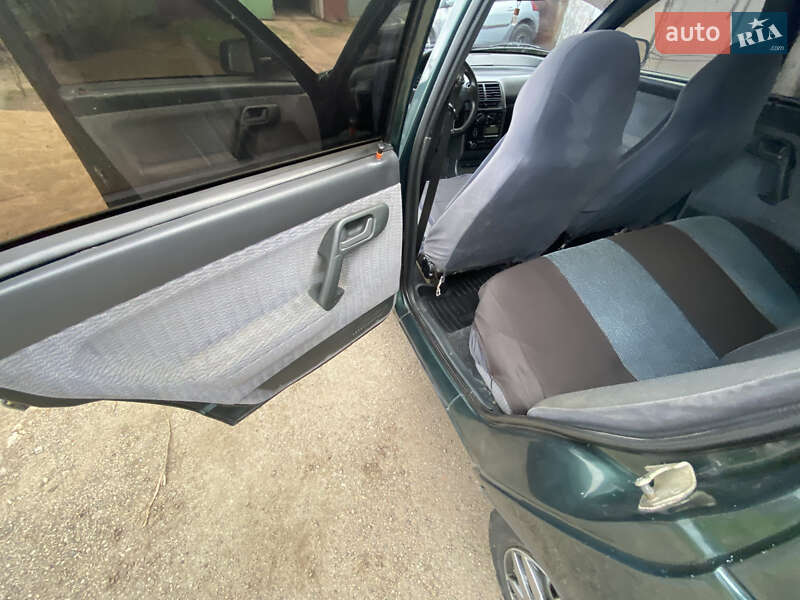 Седан ВАЗ / Lada 2110 2002 в Вознесенске