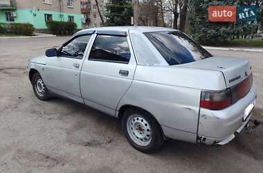 Седан ВАЗ 2110 2003 в 