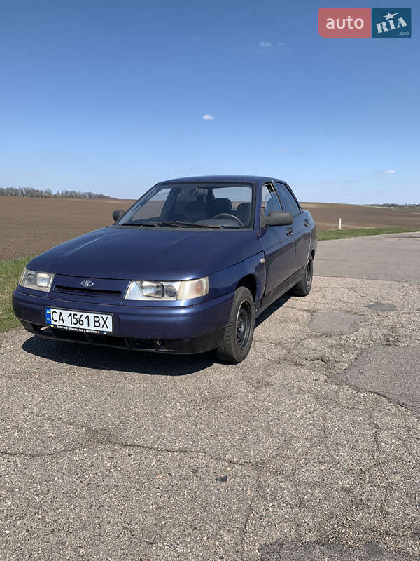 Седан ВАЗ 2110 1998 в 