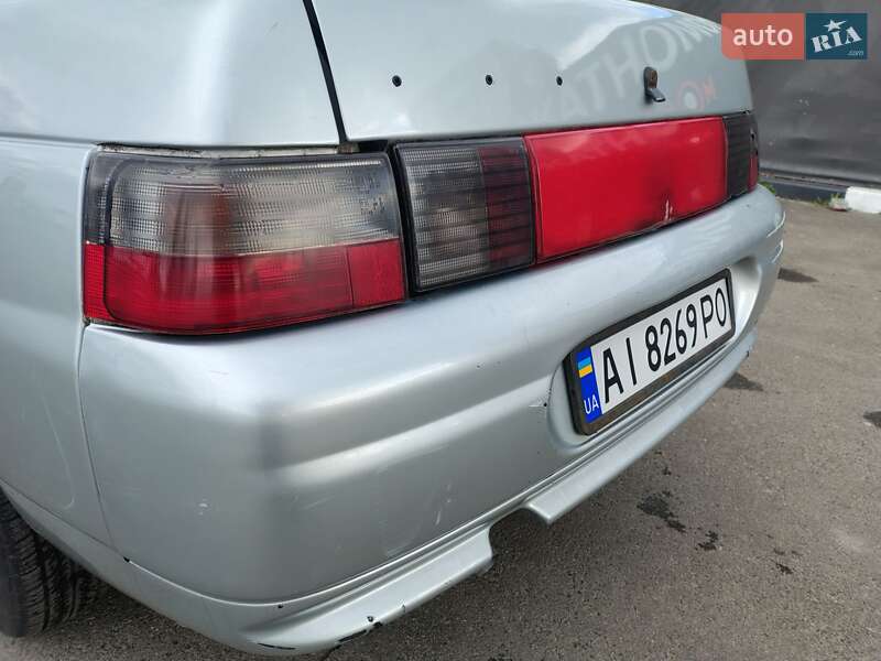 Седан ВАЗ / Lada 2110 2003 в Киеве