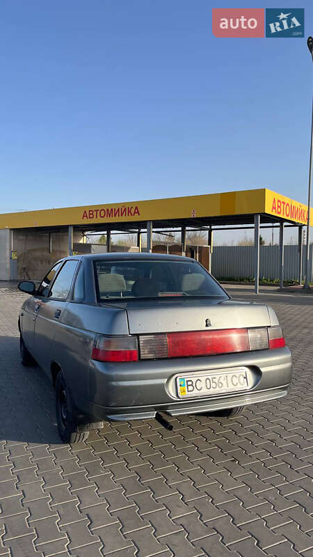 Седан ВАЗ / Lada 2110 2004 в Луцке