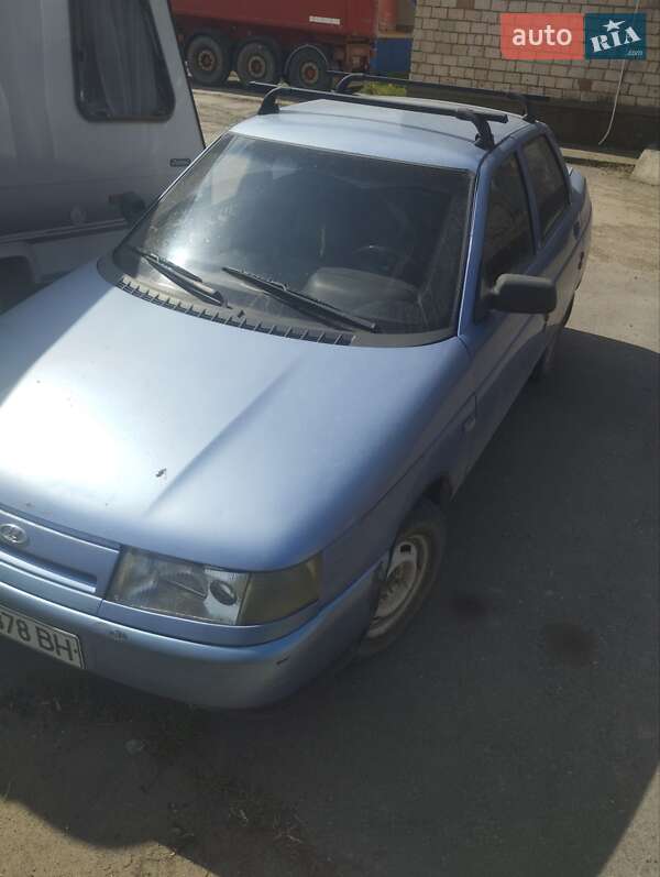Седан ВАЗ / Lada 2110 2001 в Новоднестровске