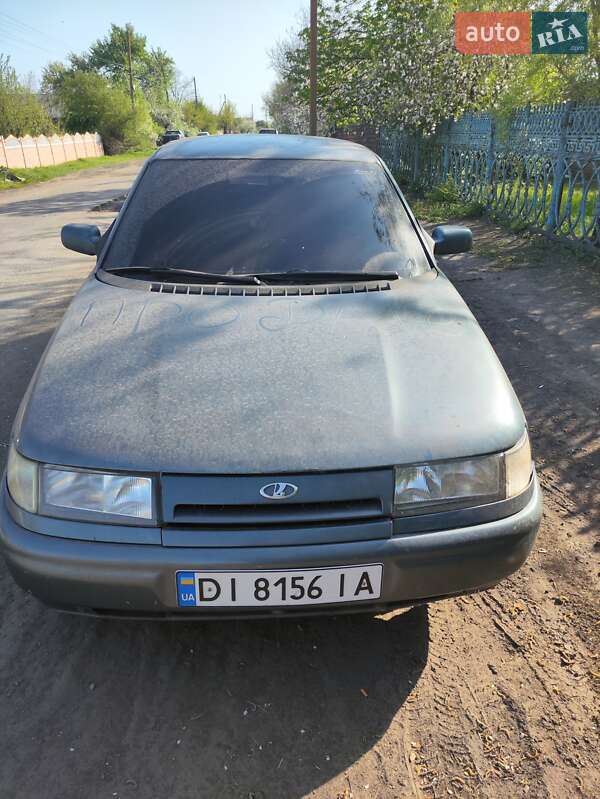 Седан ВАЗ / Lada 2110 2001 в Новониколаевке