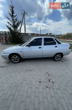 Седан ВАЗ 2110 2009 в 