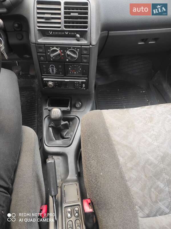 Седан ВАЗ / Lada 2110 2005 в Рівному
