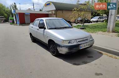 Седан ВАЗ / Lada 2110 2002 в 