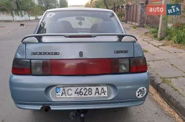 Седан ВАЗ 2110 2004 в 
