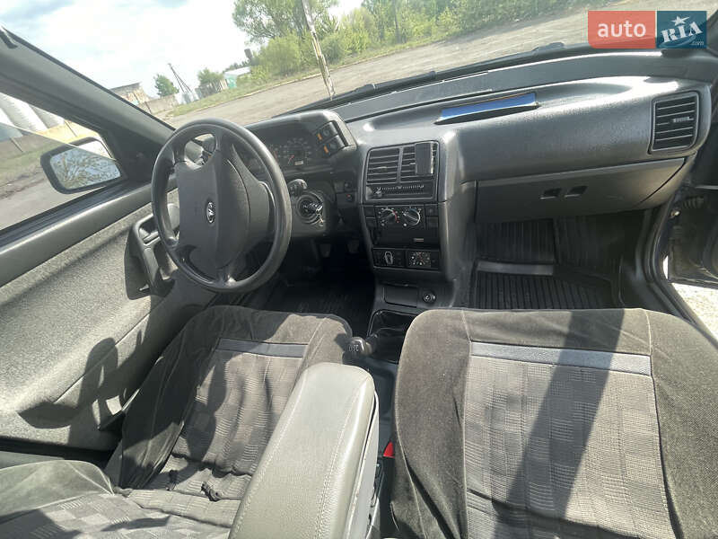 Седан ВАЗ / Lada 2110 2005 в Бородянке фото 10 Седан ВАЗ / Lada 2110 2005 в Бородянке