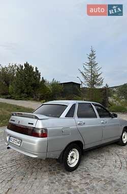 Седан ВАЗ 2110 2002 в 
